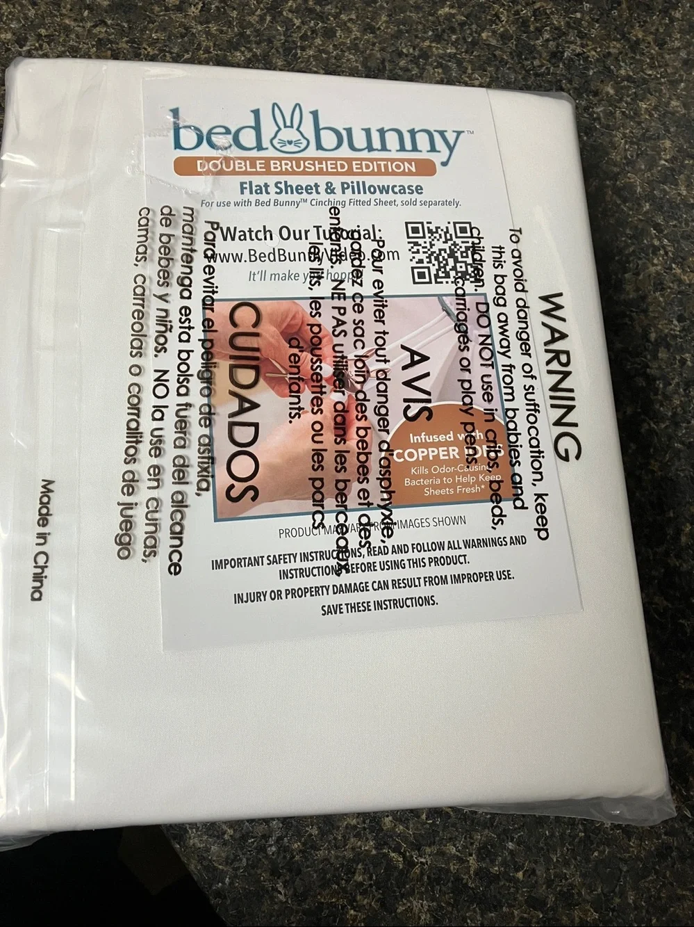 NWT Bed Bunny Double Brushed King Flat Sheet and pillowcase set - White